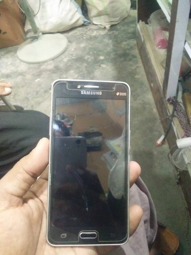 Samsung grand prime + 1