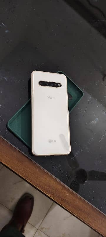 LG V60 THINQ 10