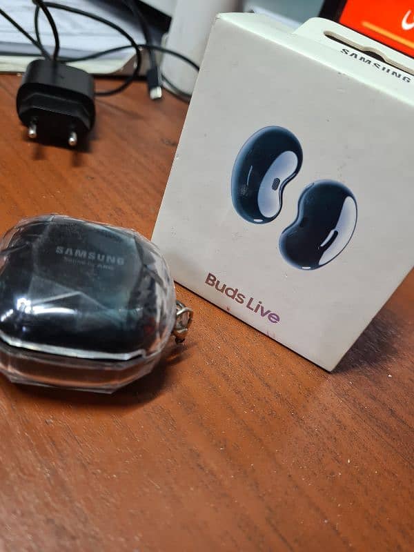 samsung galaxy live buds 1