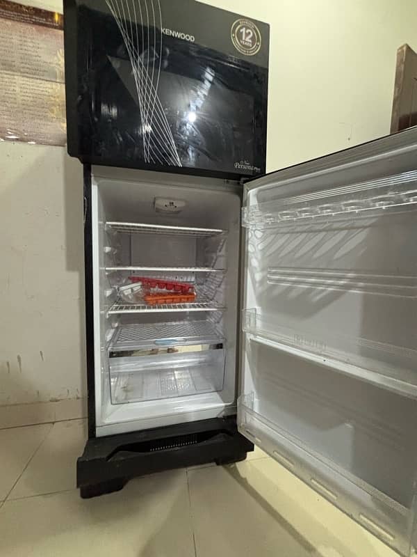 fridge available only 6 -7 months used with 12 yr warrenty 2