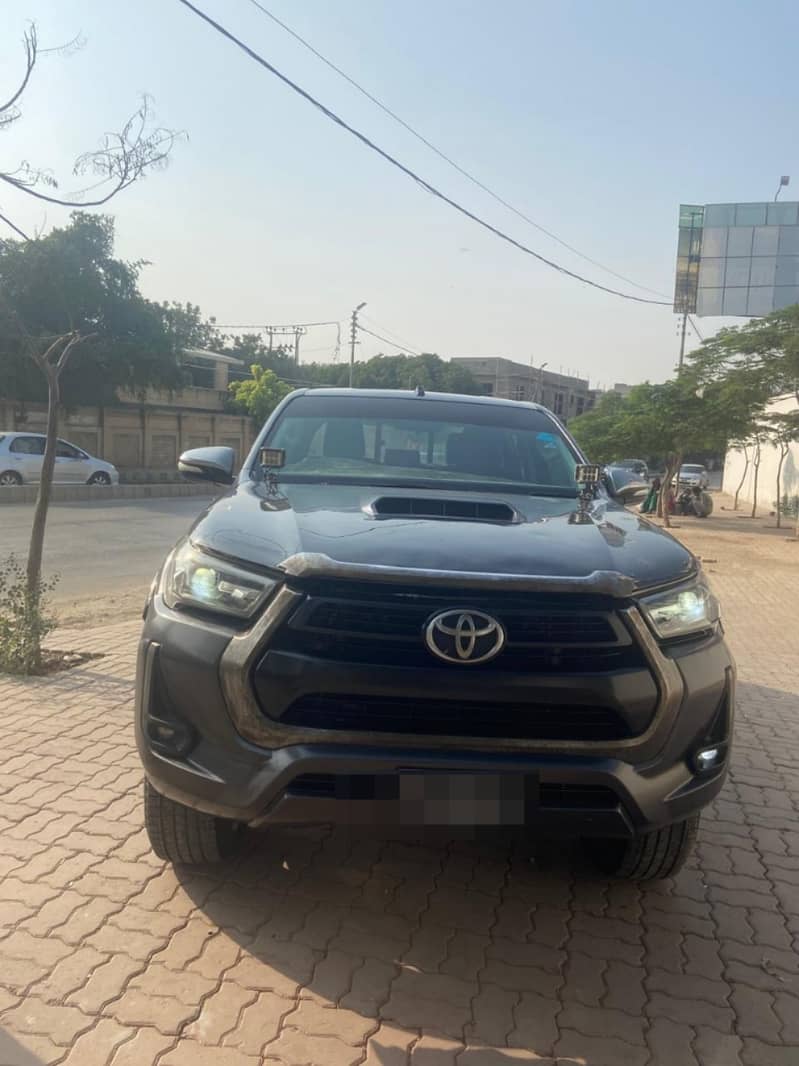 Toyota Hilux 2017 REVO 3.0 D 0