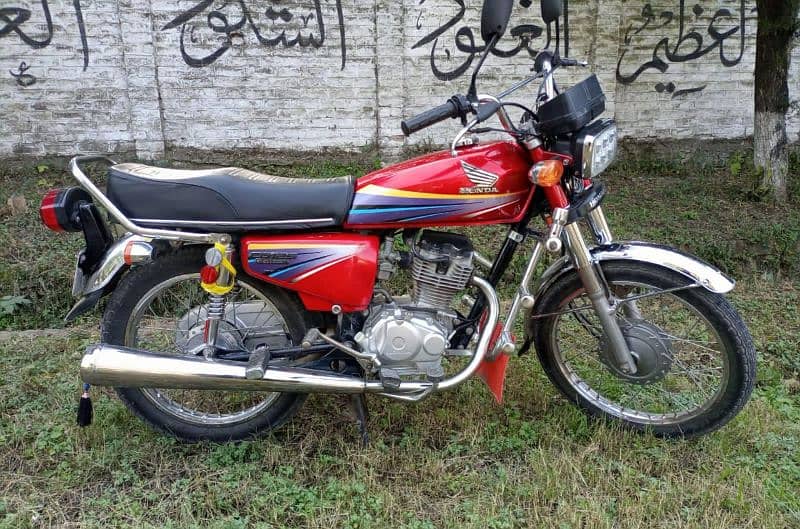 please contact me 0326/3586/831 Honda 125 CG urgent sale 0