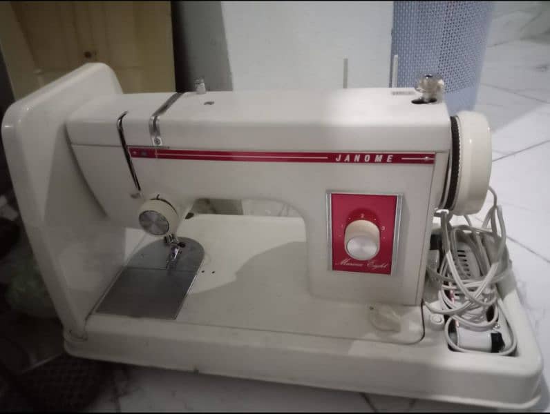 Janome automatic sewing machine 3