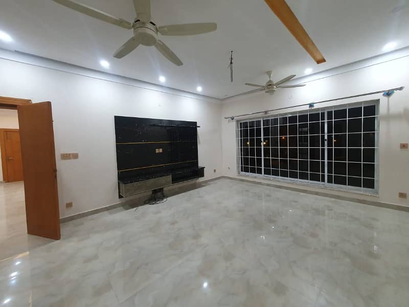 Kanal basement house available for rent in phase 3 bahria town Rawalpindi 6