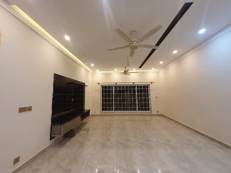 Kanal basement house available for rent in phase 3 bahria town Rawalpindi 9