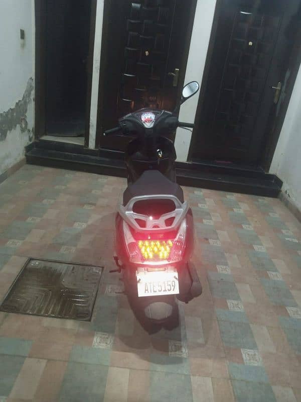 United 100 scooter for sale 10