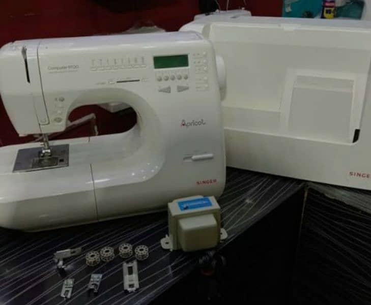 Singer Digital Sweing Machine Apricot 0