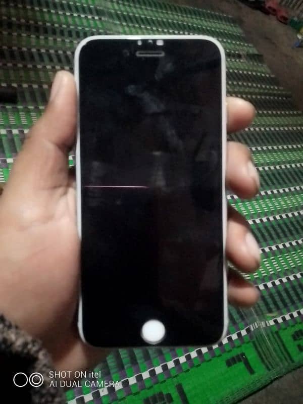 iphun6s saaf piece ha LCD ma 2 black dots Han baqi all OK ha. pTA prove 2