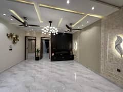 3 Years Installments Plan 10 Marla Brand New House For Sale In Park View City