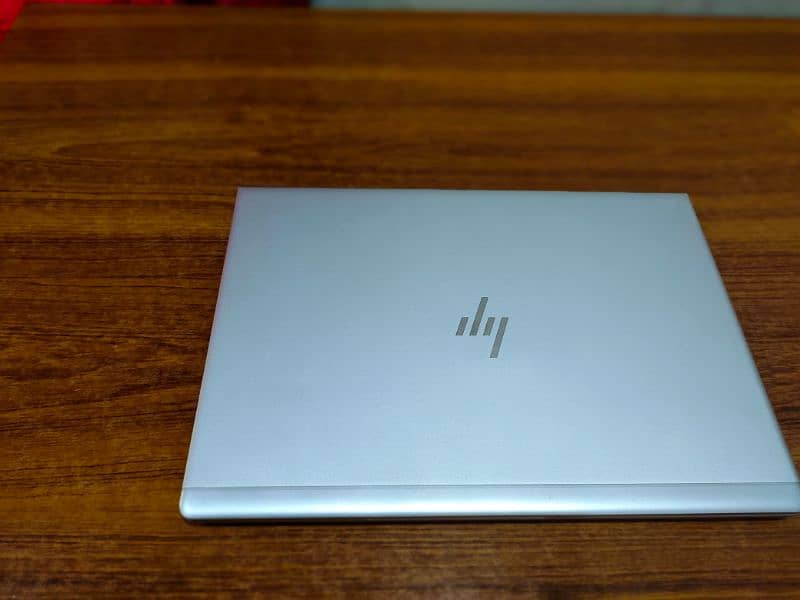 HP elitebook 840 g5 3