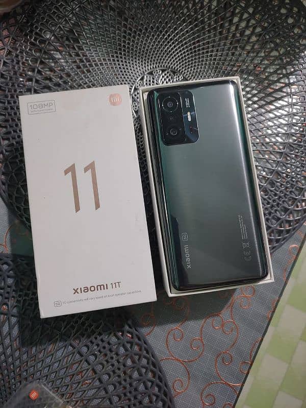 Xiaomi Mi 11t  8+4 / 256 1