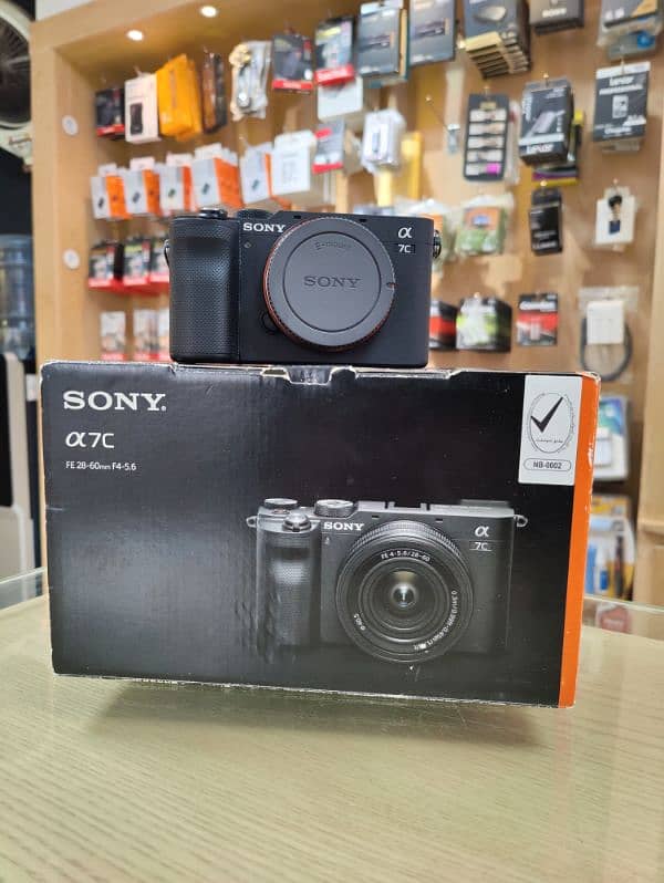 SONY A7 C BODY Complete Box 0