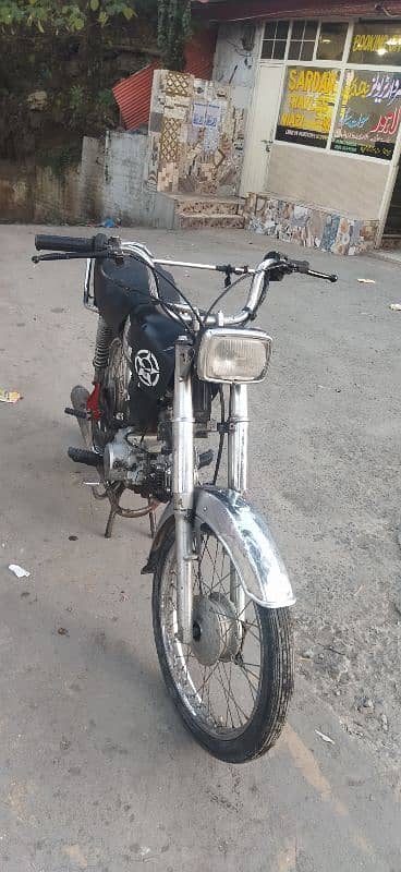 Hero bike for sale serious buyer plz03440085884 2