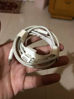 iphone 7/8 Case and charging cables