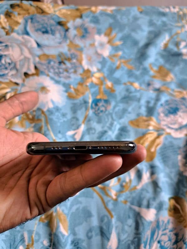 Iphone 11 Pro 256Gb Factory Unlock 5