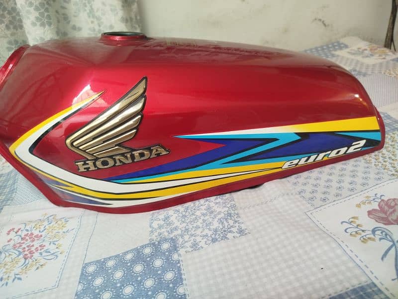 Honda 125 orignal tanki tapy 1