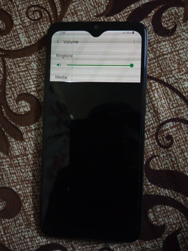 Samsung Galaxy A70 6/128 official pta approved 4