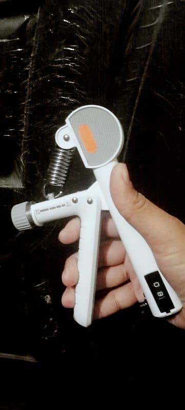 Hand gripper 2