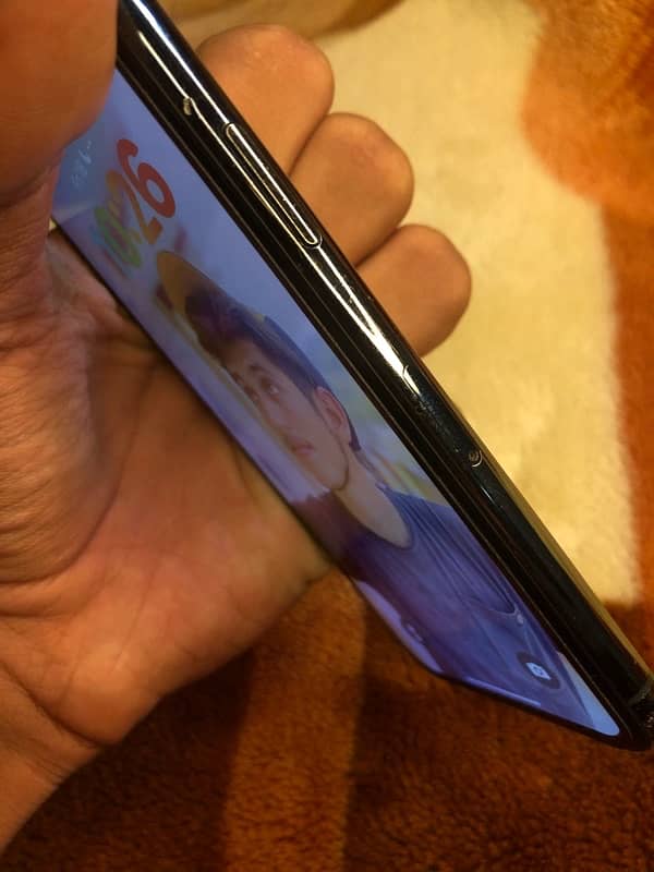 iPhone 11 Pro -NON PTA- Factory Unlock - Face i,d - Exchange possible 2