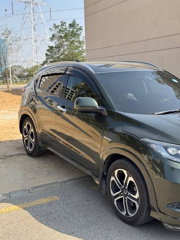 Honda Vezel 2015 1