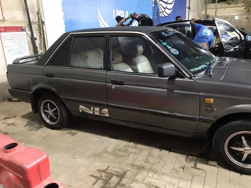 Nissan Sunny 1988 6