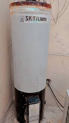 Geyser in good condition for sale