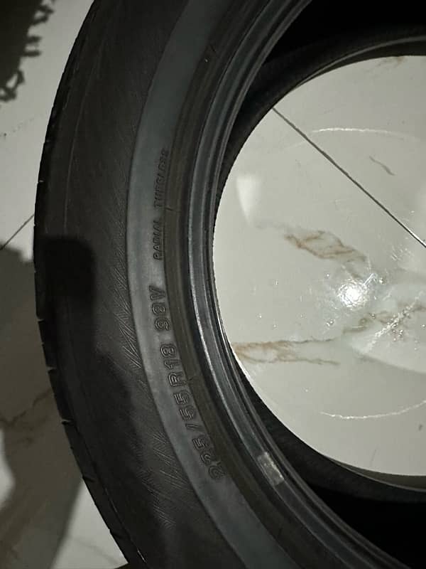 tire yokohama Advan DB (225 55 R18) 4