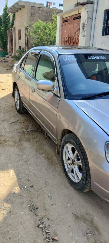 Honda Civic Oriel 2002 4