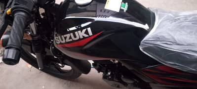 suzuki GR 150 black 2020