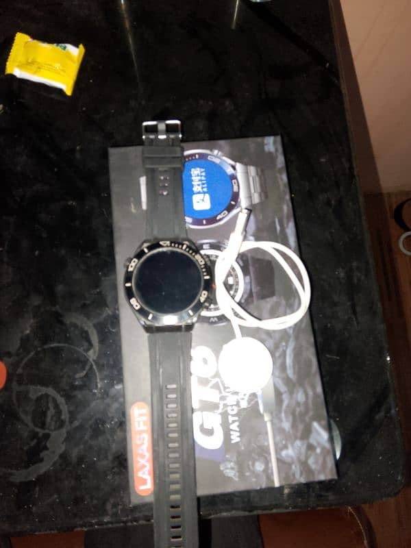 GT6 smart watch good condition smote use 4