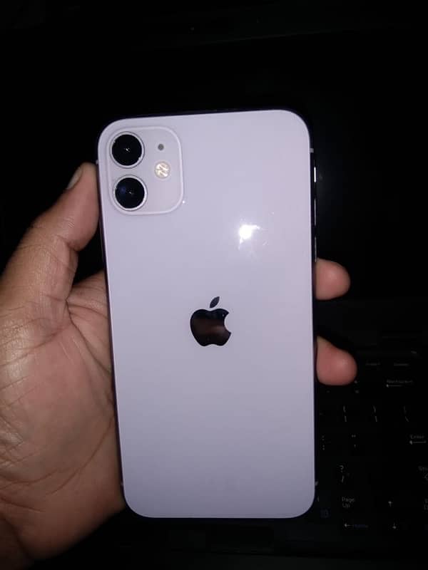 Iphone 11 factory unlocked 64 GB purple color 0