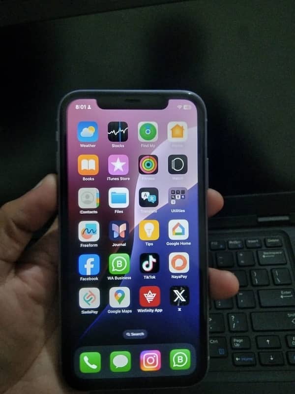 Iphone 11 factory unlocked 64 GB purple color 1