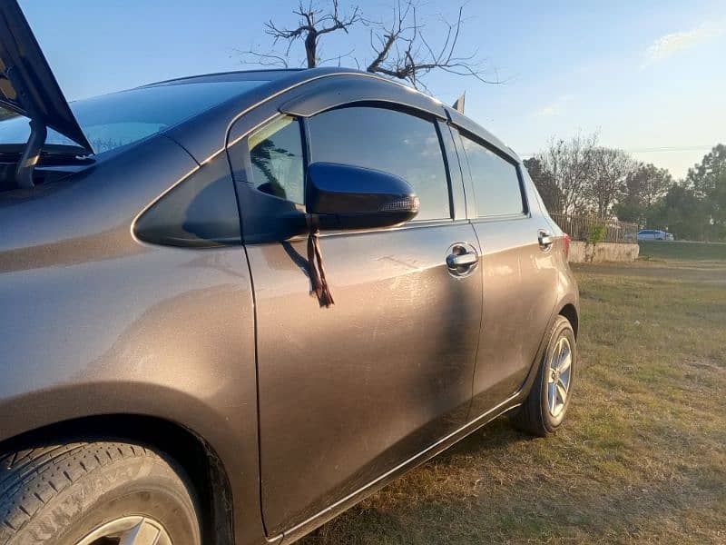 Toyota Vitz 2014 7