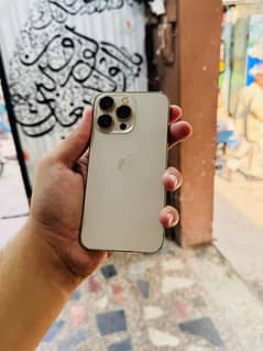 100% health iphone 13 pro for urgent sale