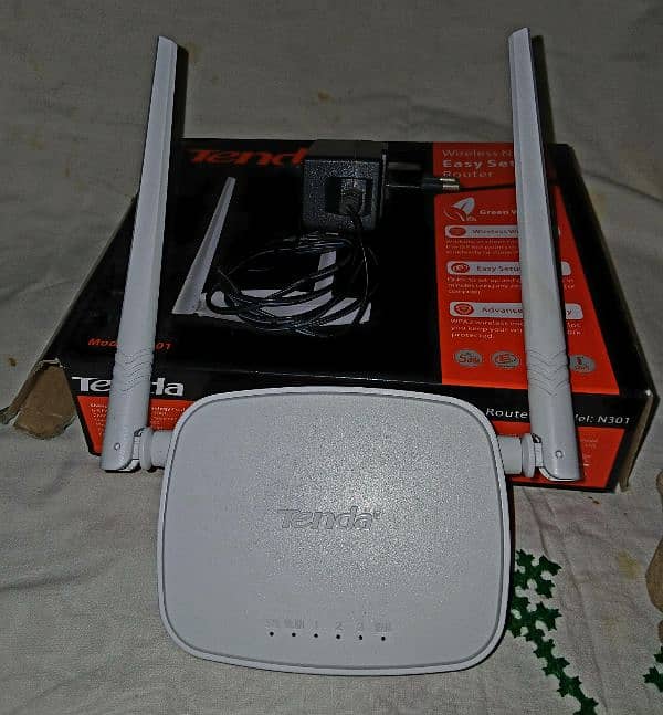 Router Tenda N 300 5