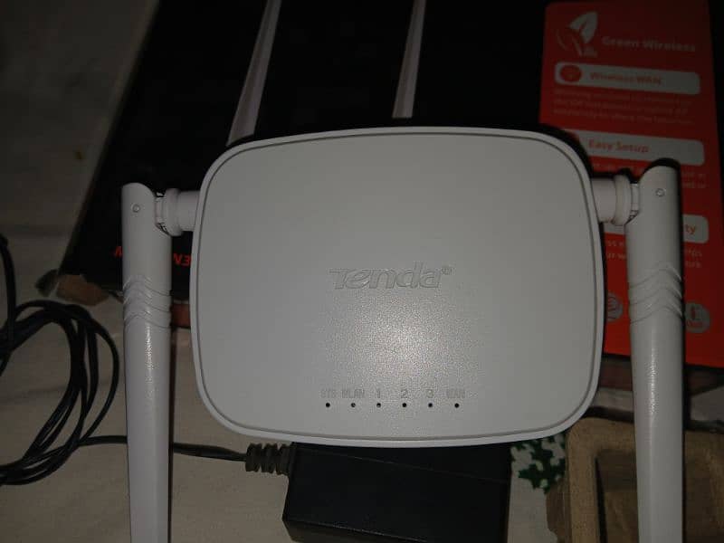 Router Tenda N 300 6