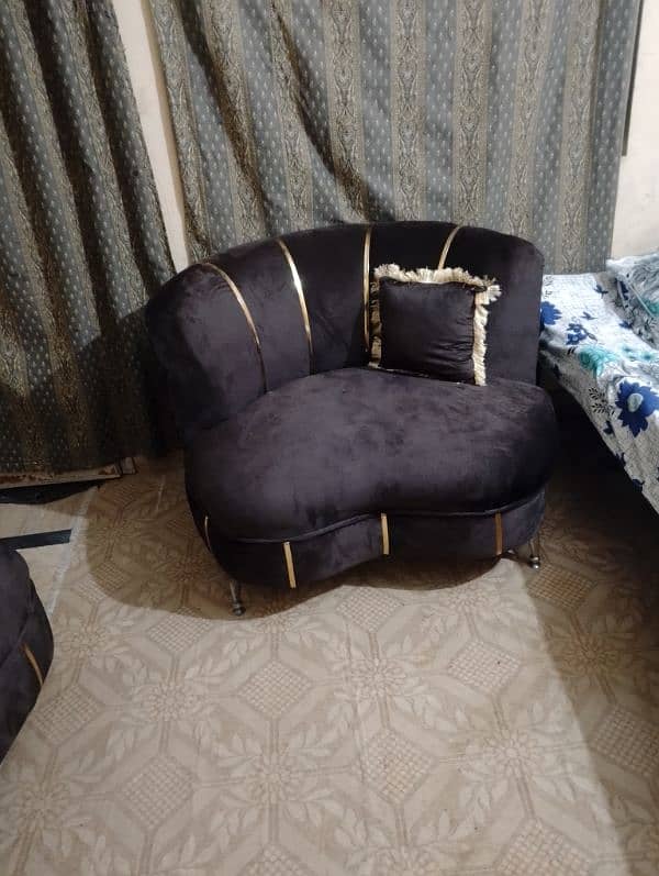 2 seater 3 1 Pura set hai sofa ka 1