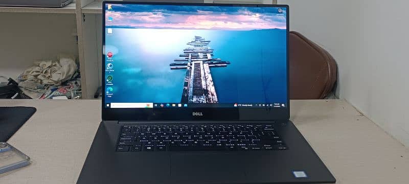 Dell XPS 15 9560 GTX 1050 4Gb GPU 4K Touch 0