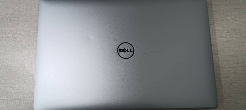 Dell XPS 15 9560 GTX 1050 4Gb GPU 4K Touch 6