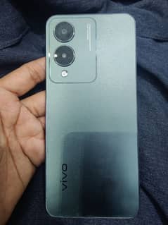 Vivo Y17s 6/128 box charger