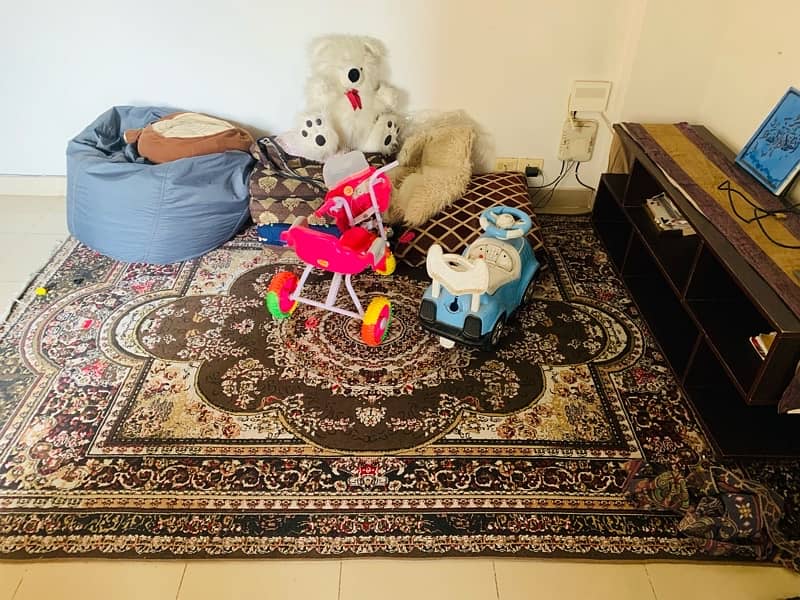 Urgent sale 2 Beautiful Rugs 0