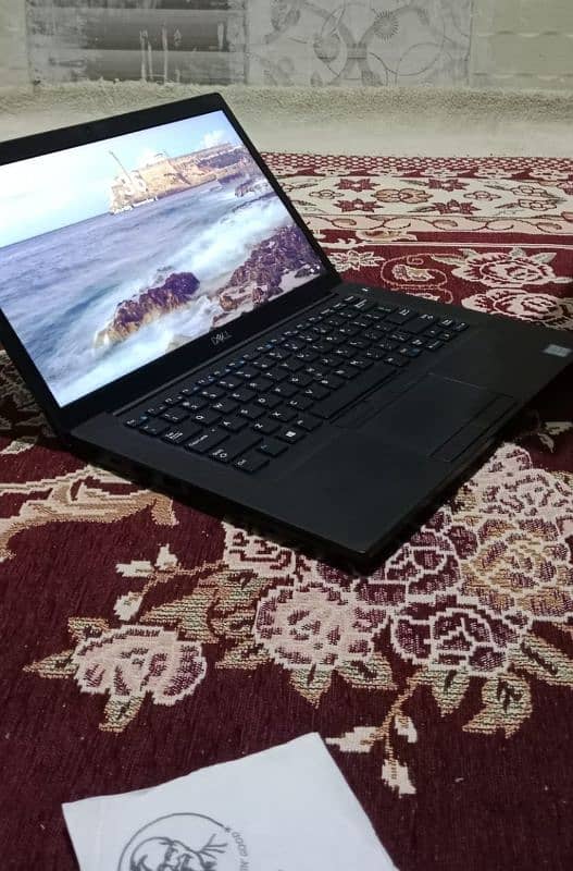 Dell Latitude 7490 8th gen 0