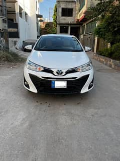 Toyota Yaris 1.5 cvt Ativ x 2021