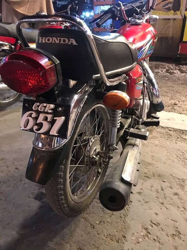 Honda 125 2023 6