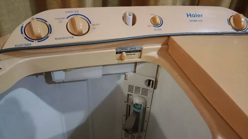 Haier Washing machine with Dryer 10 KG 7