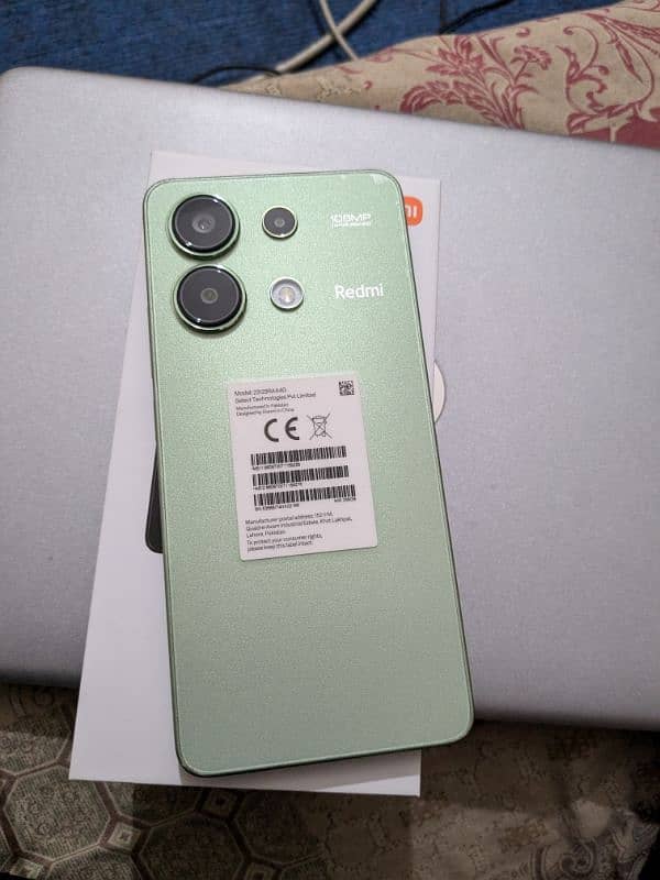 Redmi Note 13 8/256 0