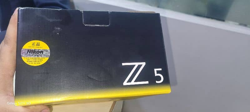 Nikon z5 mirrorless camera new 2