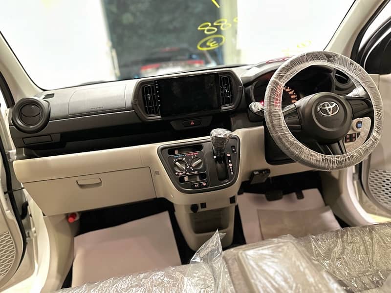 Toyota Passo 2021 4 Grade 15000Km 2025 Fresh Import Boon 2022 2020 21 8