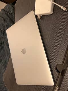 MACBOOK PRO 2017