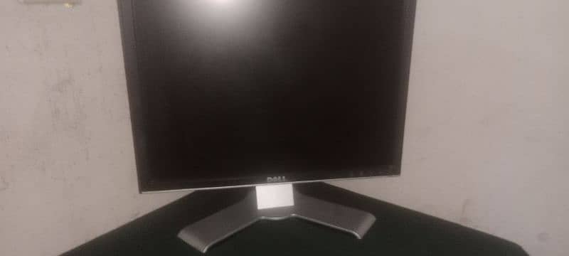 Dell 19" inch screen computer LCD  0309114290 4